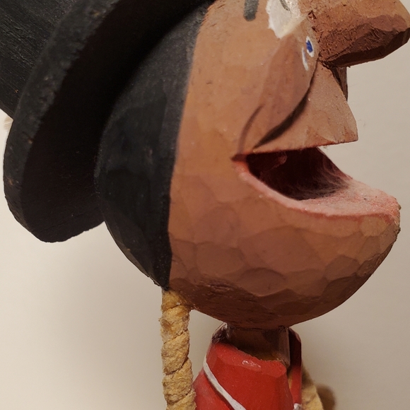 Folk Art Wood Hand Carved Native Drummer Figure Edward W, Cachucha 793 , 10" H - Picture 2 of 16